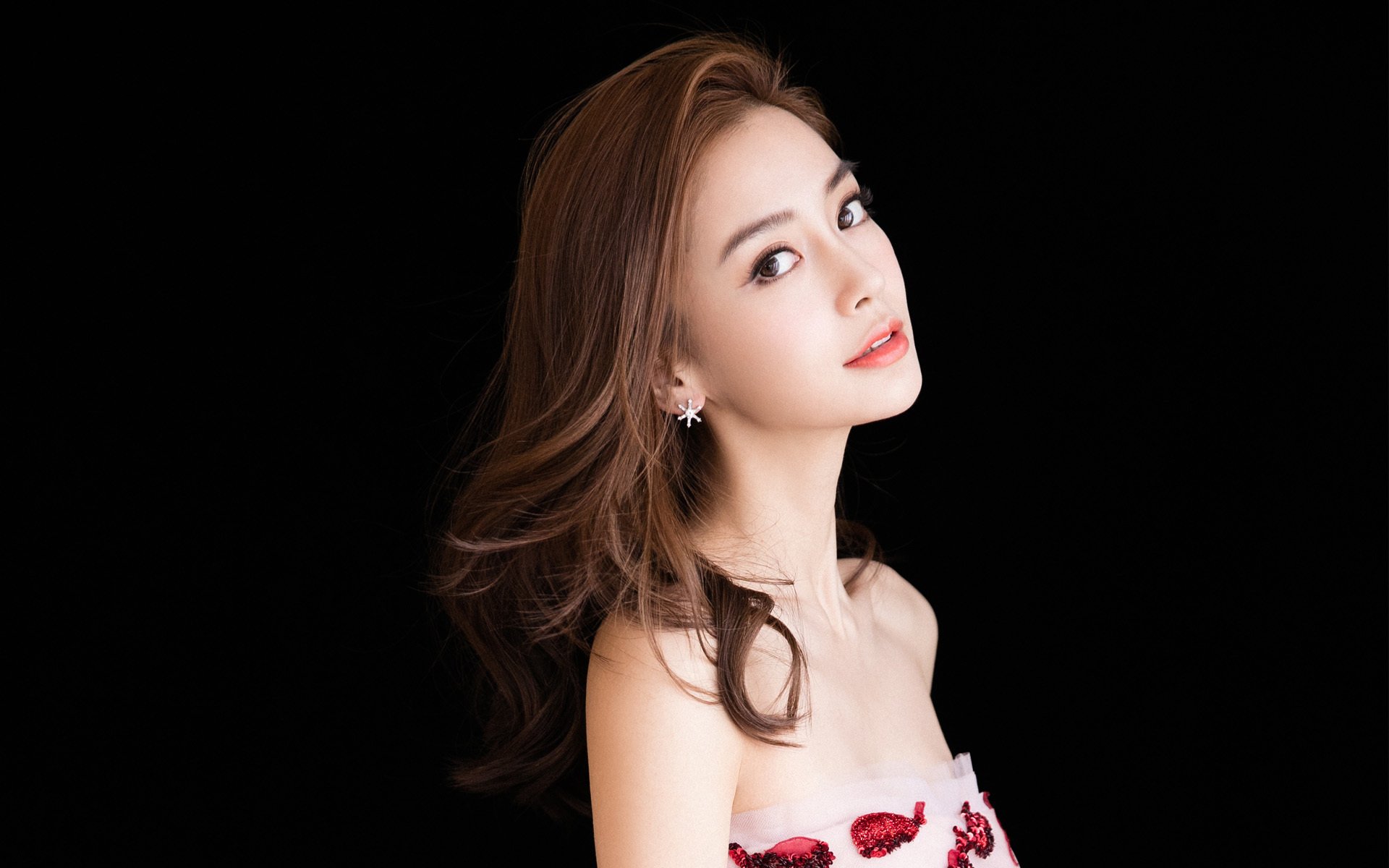 leyu乐鱼在线登录入口-拜仁控球主导比赛，展现德系统治力，拜仁官方