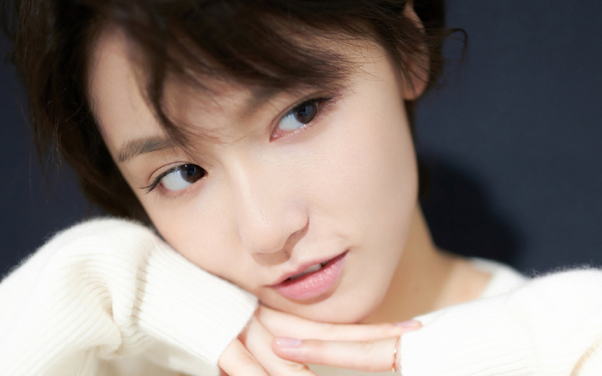 乐鱼app-世界杯奇迹逆转：逆境中的英雄崛起，世界杯经典逆转